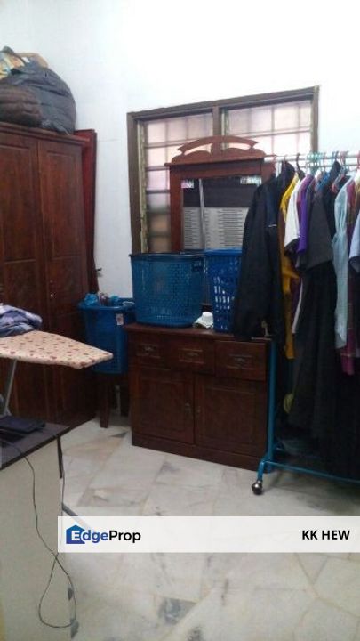 TAMAN SRI JELOK, KAJANG, SELANGOR 1 STOREY TERRACE HOUSE FOR SALE (END LOT), Selangor, Kajang