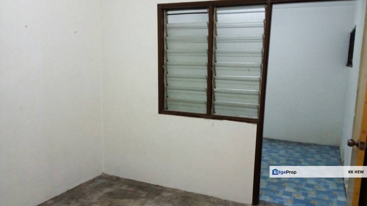 TAMAN SRI JELOK, KAJANG, SELANGOR 1 STOREY TERRACE HOUSE FOR SALE, Selangor, Kajang