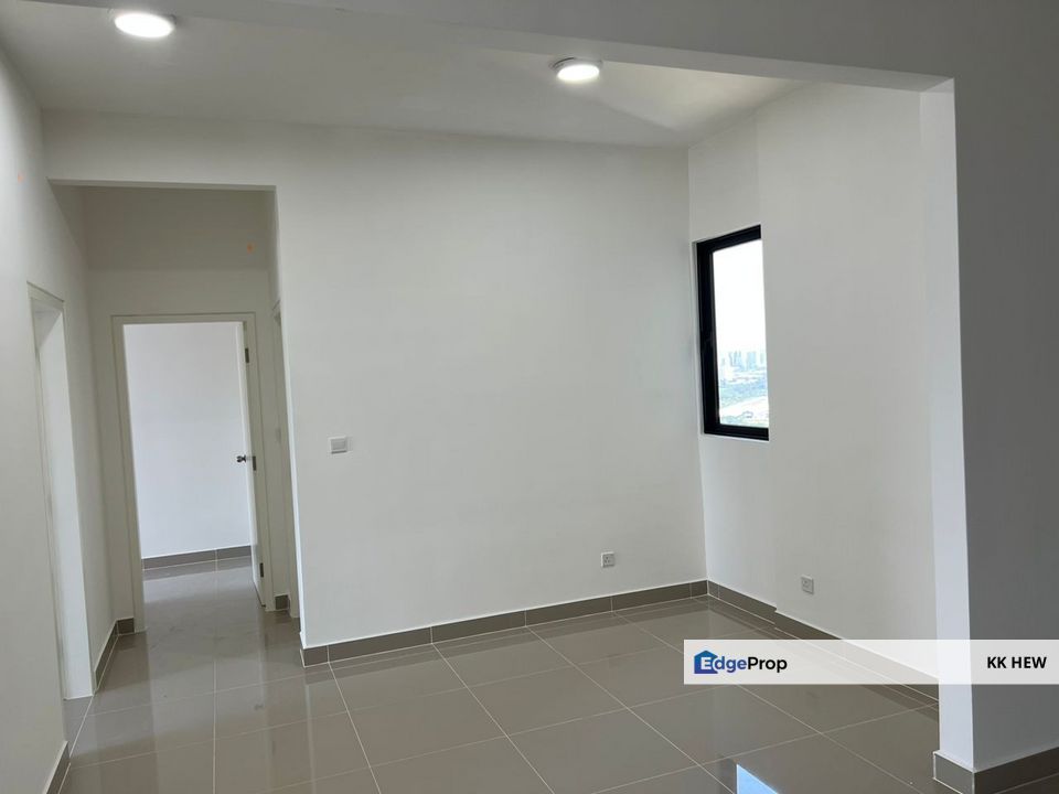 MKH BOULEVARD 2, KAJANG, SELANGOR SERVICED APARTMENT FOR RENT (NEW UNIT, PARTIALLY FURNISHED), Selangor, Kajang