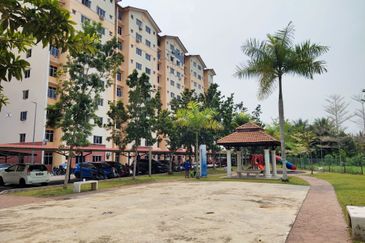Pangsapuri Melor Bandar Baru Bangi Rent Sewa Apt For Rent (Near UKM/Mrt/3R2B/New Unit) 
