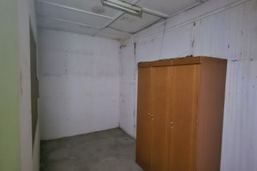 2 Storey Taman Sri Semenyih House For Sale