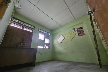 2 Storey Taman Sri Semenyih House For Sale