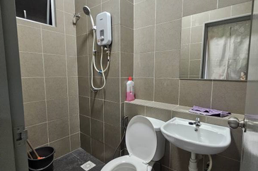 Residensi Idaman Abadi