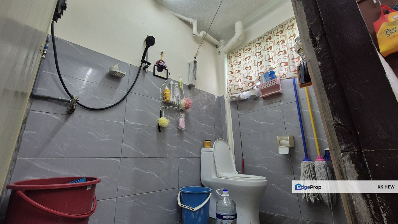 2 Story House For Sale Taman Bukit Mewah Kajang, Selangor, Kajang