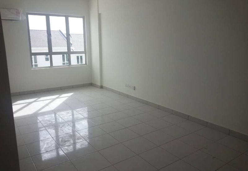 The Residence 1 @ Tiara South