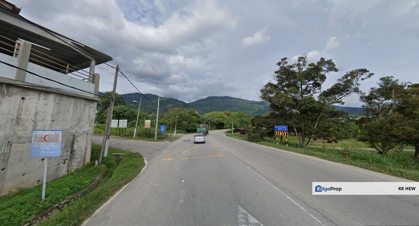 5 Acres Freehold Agricultural Land @ Broga , Car Accessible , RM19 psf, Selangor, Semenyih