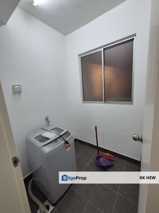 Eco Majestic Harmoni Apartment RM218K Rent RM900 3R2B, Selangor, Semenyih