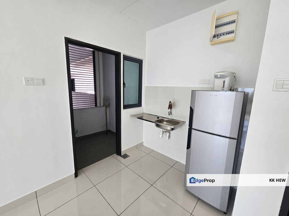 Kiara Plaza Semenyih | FREEHOLD | 2 Carpark | RM288K Only!, Selangor, Semenyih