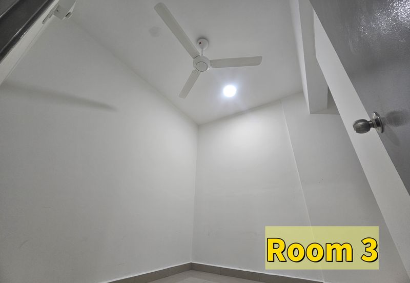 Akasia Diamond Apartment , Diamond City (New Unit/Partly Furnish)