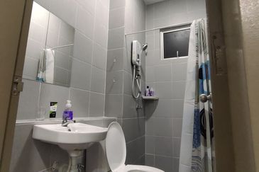 Residensi Idaman Abadi