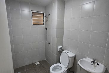 Karisma Apartment @ Eco Majestic