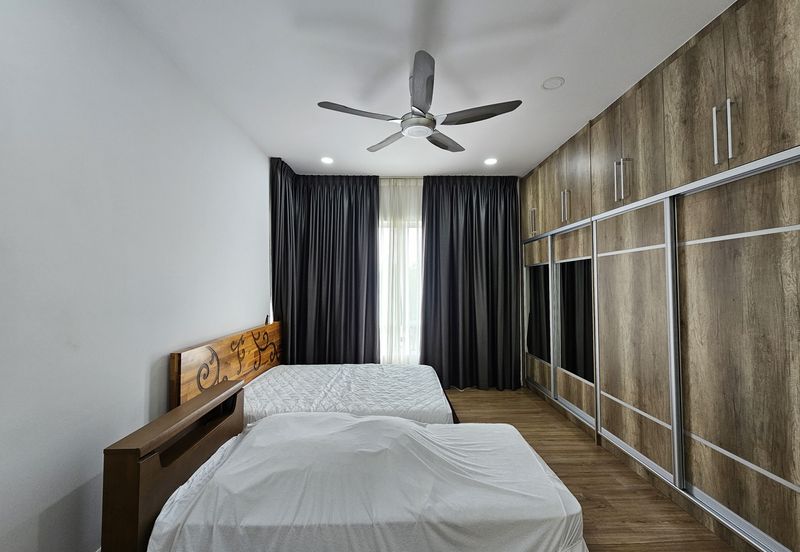 Lakefield Residences, Tropicana Heights