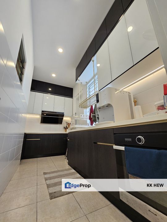 Lakefield Residences, Tropicana Heights, Kajang, Selangor 3 Storey Semi D House For Sale (Fully Furnish/Fully Renovated), Selangor, Kajang