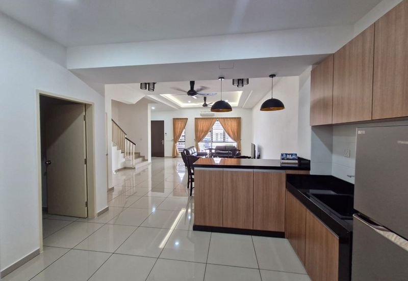 Partial Furnished Double Storey Grandlis Setia Ecohill Semenyih (Nice Unit/Partly Furnish/Nego)