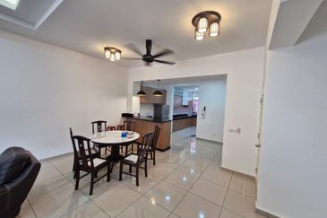 Partial Furnished Double Storey Grandlis Setia Ecohill Semenyih (Nice Unit/Partly Furnish/Nego)