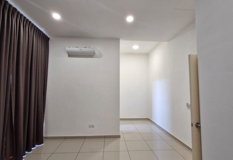 Partial Furnished Double Storey Grandlis Setia Ecohill Semenyih (Nice Unit/Partly Furnish/Nego)