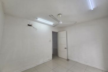 Parkfield Residences, Tropicana Heights