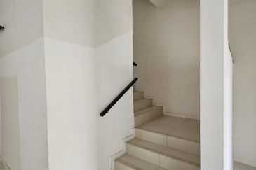 Parkfield Residences, Tropicana Heights