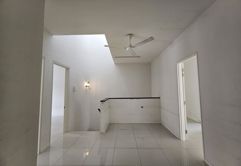 Parkfield Residences, Tropicana Heights