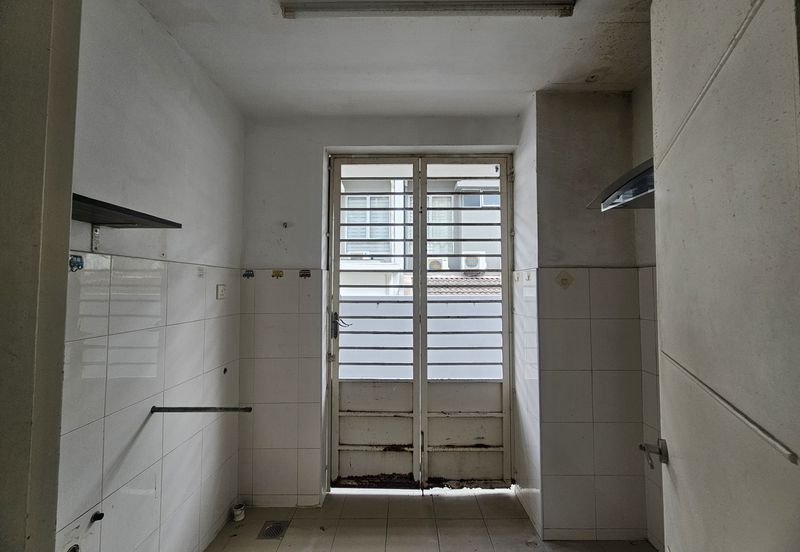 Parkfield Residences, Tropicana Heights