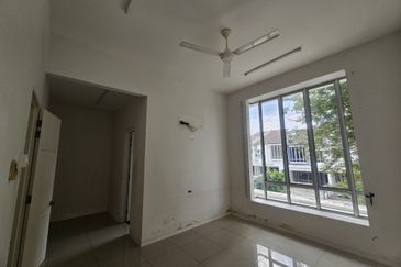 Parkfield Residences, Tropicana Heights