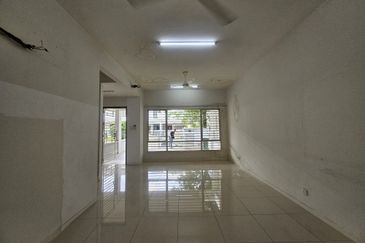 Parkfield Residences, Tropicana Heights