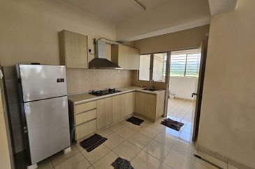 The Residensi 1 Tiara East Apartment For Rent (Fully Furnish)