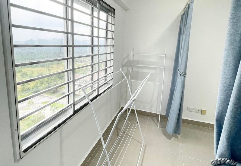  Akasia Diamond Residence Semenyih For Sale