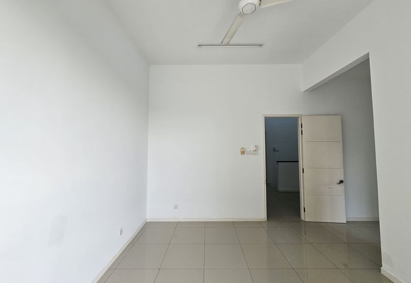 Fairfield Residences, Tropicana Heights