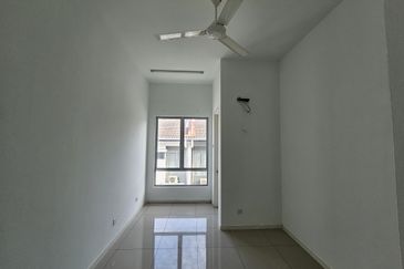 Fairfield Residences, Tropicana Heights