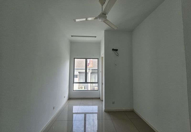 Fairfield Residences, Tropicana Heights