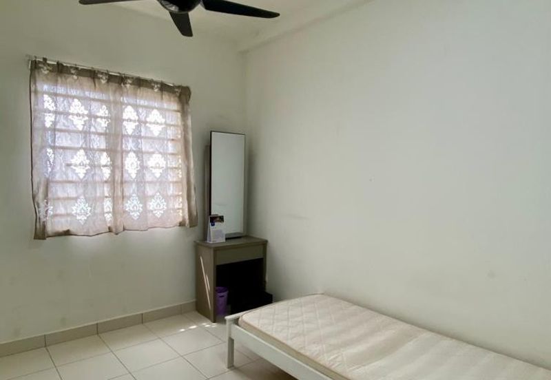 Karisma Apartment @ Eco Majestic