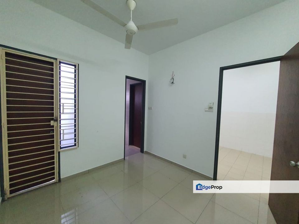 Kajang East Precinct 4, 20x70sf, Basic Unit, Selangor, Semenyih