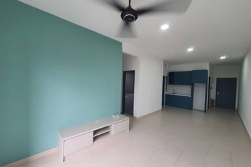 Residensi kesuma 1 Apartment Beranang Selangor For Rent (Partly furnish)