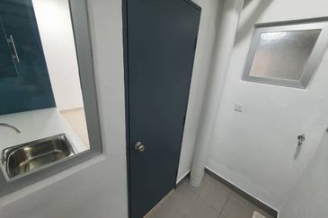 Residensi kesuma 1 Apartment Beranang Selangor For Rent (Partly furnish)