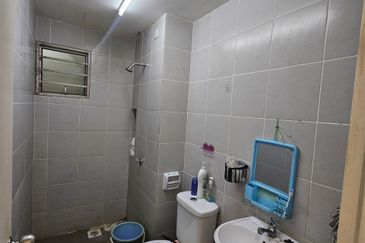 Karisma Apartment @ Eco Majestic