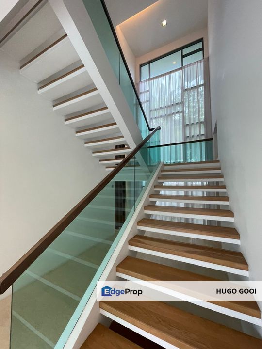 Come with Private Pool&Garden, 24 Hours Gated Guarded, Greenery and Peaceful Environment, KLCC View, Selangor, Ampang