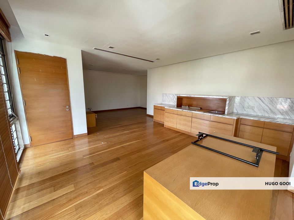 Modern Design Bungalow with Private Garage, Pool, Lift&Garden, Ample Parking Space up to 10 Cars, Kuala Lumpur, Taman U-Thant