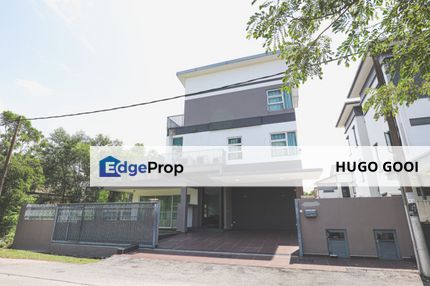 Modern Design Bungalow with Private Pool/Garden, Ample Parking Space up to 8 Cars, Selangor, Kajang