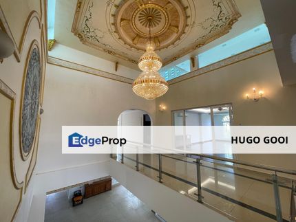 Castle&Palace Style Bungalow with Private Pool in the middle, Come with lift, Fish Pond and Huge Car Porch., Selangor, Country Heights