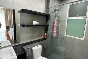 Villa Heights @ Equine Park