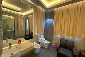 Villa Heights @ Equine Park