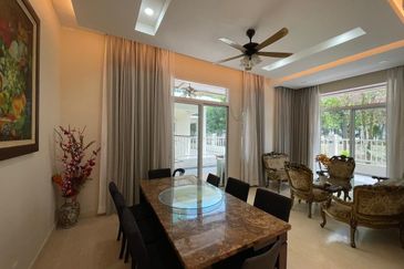 Villa Heights @ Equine Park