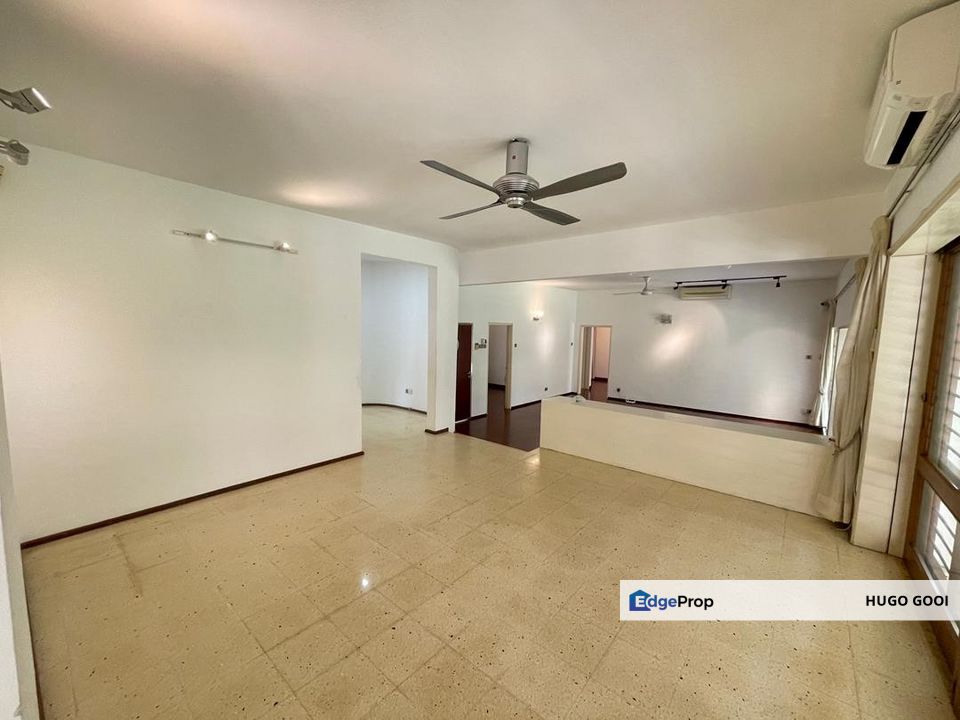 Embassies Bungalow with Private Pool&Garden, Easy Access KLCC, TRX and nearby ISKL&Sayfol, Kuala Lumpur, Ampang Hilir