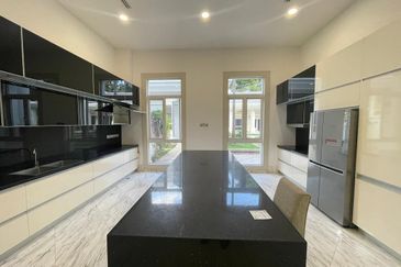 Jalan Taman U Thant 3