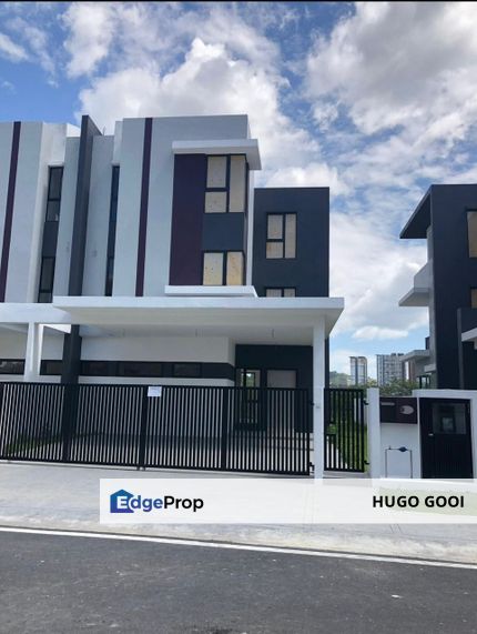 Modern Facade with Private Garden, 24 Hours Security, Ready Move In!, Selangor, Kajang