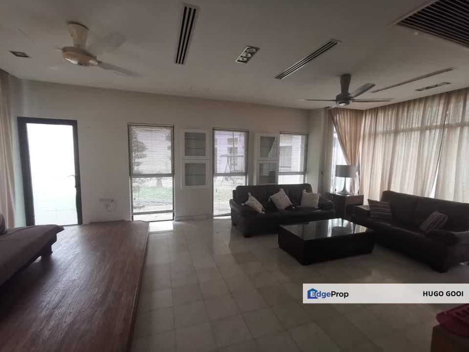 Balinese Style Semi-D with Private Garden, Slightly Renovated, Ample Parking Space, Selangor, Seri Kembangan