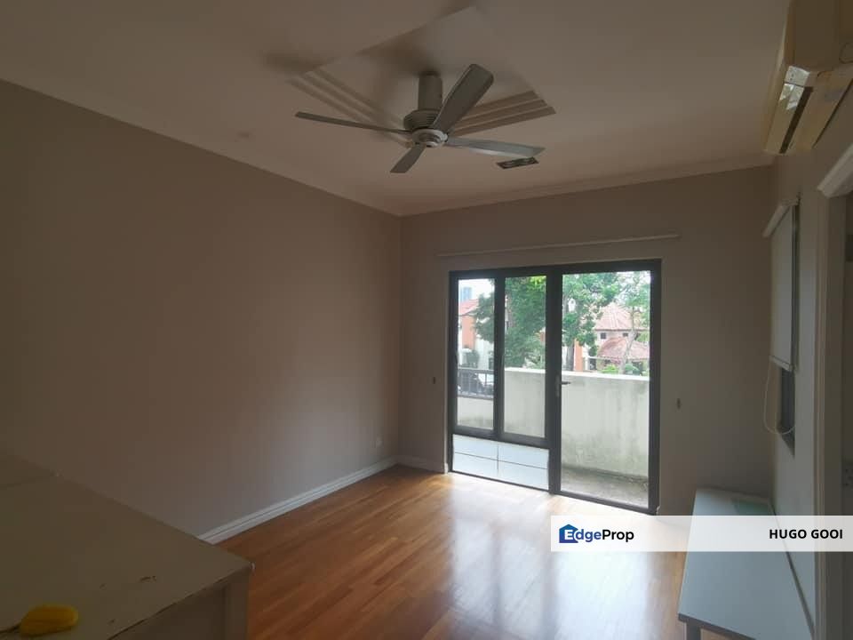 Balinese Style Semi-D with Private Garden, Slightly Renovated, Ample Parking Space, Selangor, Seri Kembangan