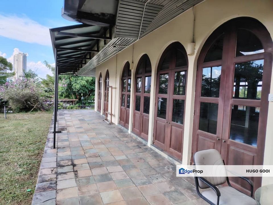 Spacious Private Landscaped Garden&Private Pool, Fully Renovated and Extended, Near to KLCC&City Centre, Kuala Lumpur, Taman Duta