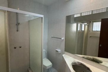 Jalan Lingkungan U Thant 